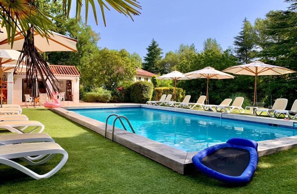 Residence Miro, Gites Avec Piscine Chauffee Et Tennis Les Arcs-sur-Argens Luaran gambar