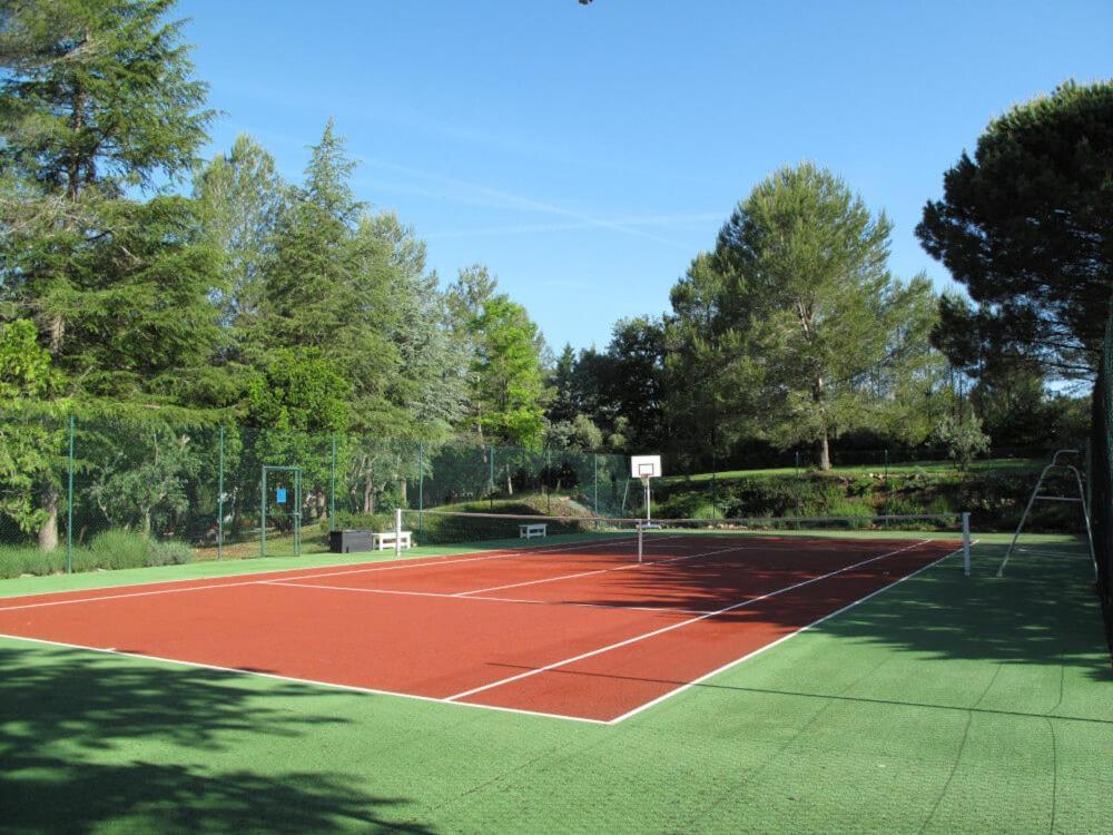 Residence Miro, Gites Avec Piscine Chauffee Et Tennis Les Arcs-sur-Argens Luaran gambar