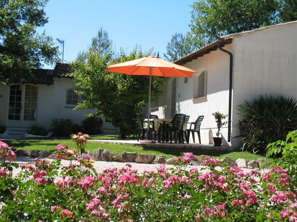 Residence Miro, Gites Avec Piscine Chauffee Et Tennis Les Arcs-sur-Argens Luaran gambar