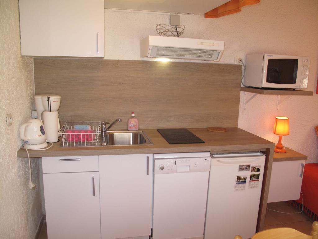Residence Miro, Gites Avec Piscine Chauffee Et Tennis Les Arcs-sur-Argens Luaran gambar