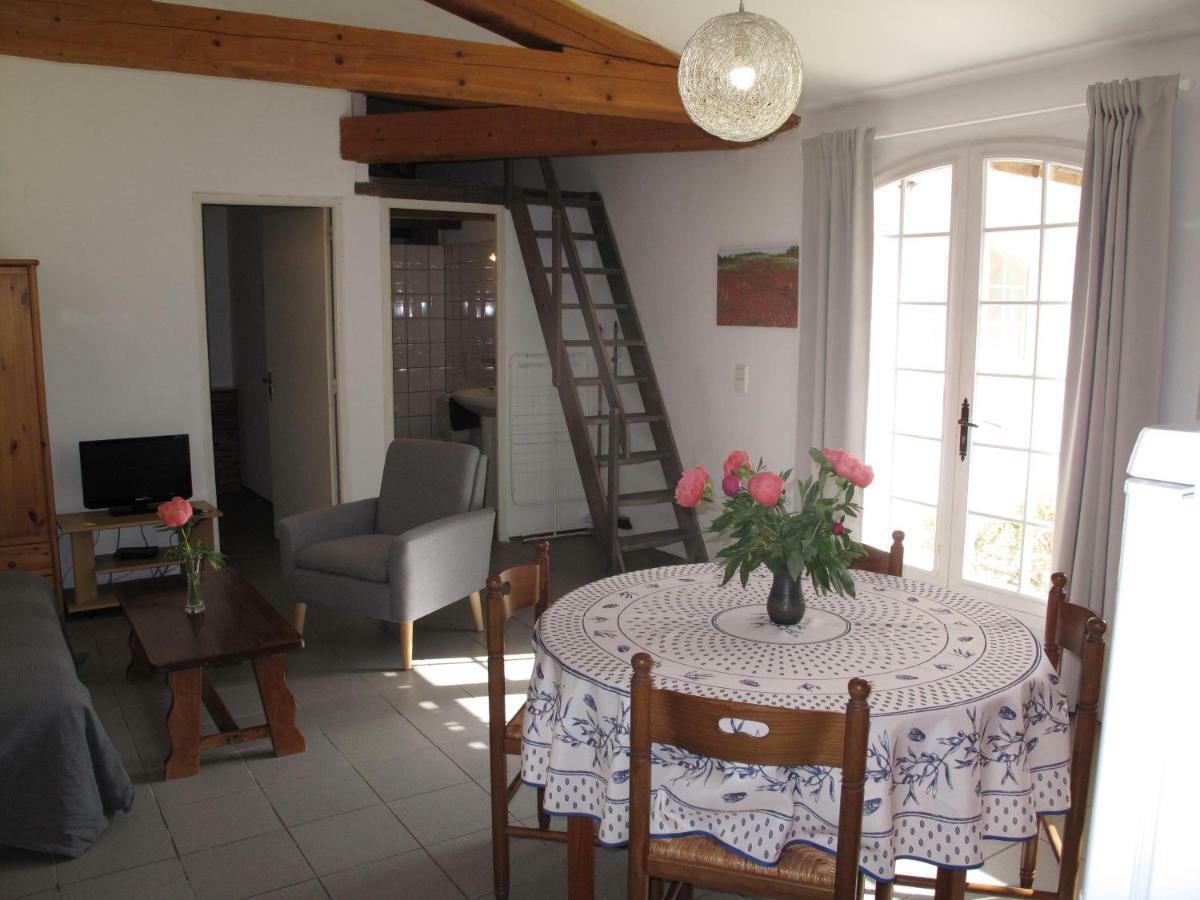 Residence Miro, Gites Avec Piscine Chauffee Et Tennis Les Arcs-sur-Argens Luaran gambar
