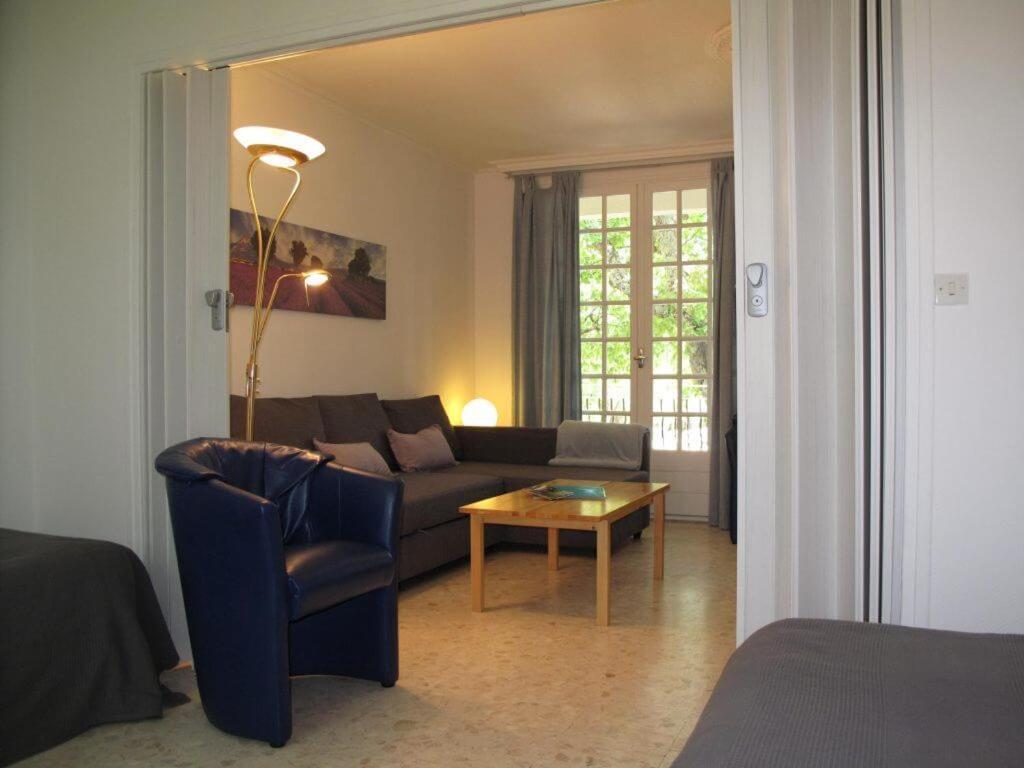 Residence Miro, Gites Avec Piscine Chauffee Et Tennis Les Arcs-sur-Argens Luaran gambar